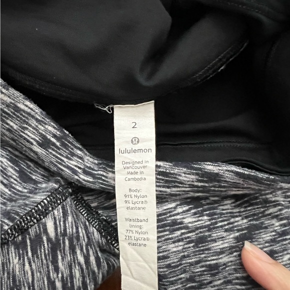 Lululemon Ready To Rulu Tight *28" size 2 - Picture 3 of 7